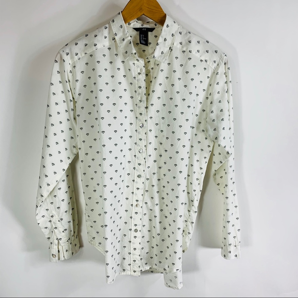 H&M White Black Diamond Pattern Button Sz 2